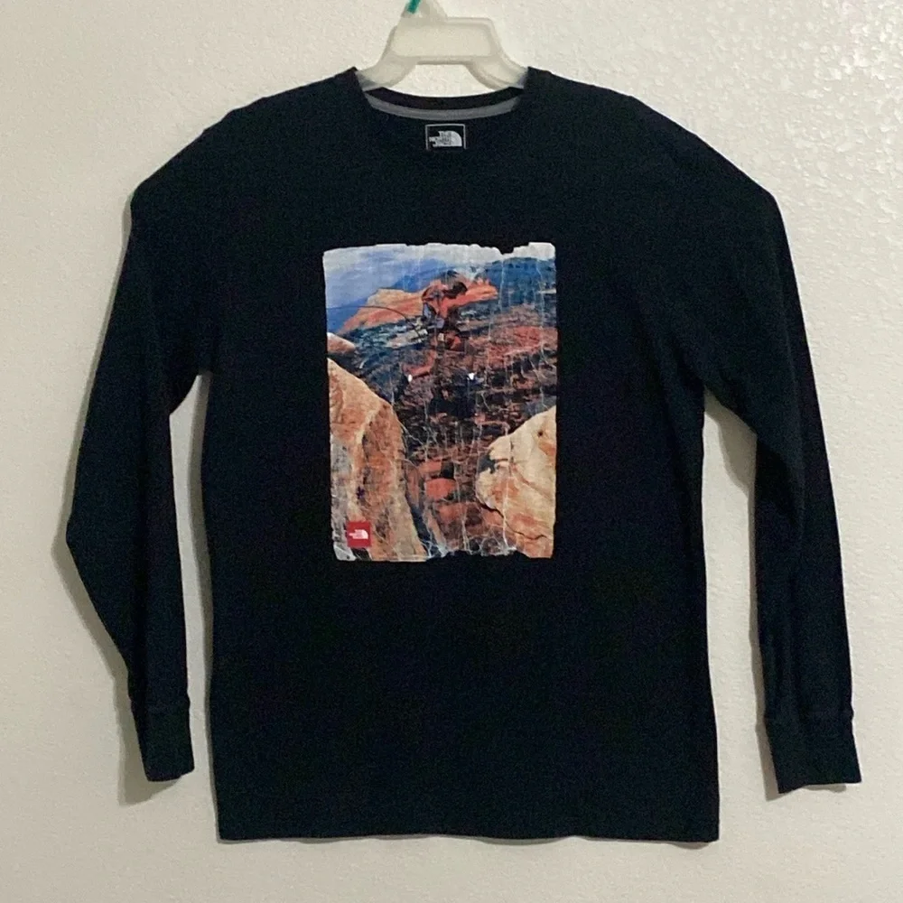THE NORTH FACE Men’s Classic Fit 100% Cotton Black Long Sleeves T Shirt Size L